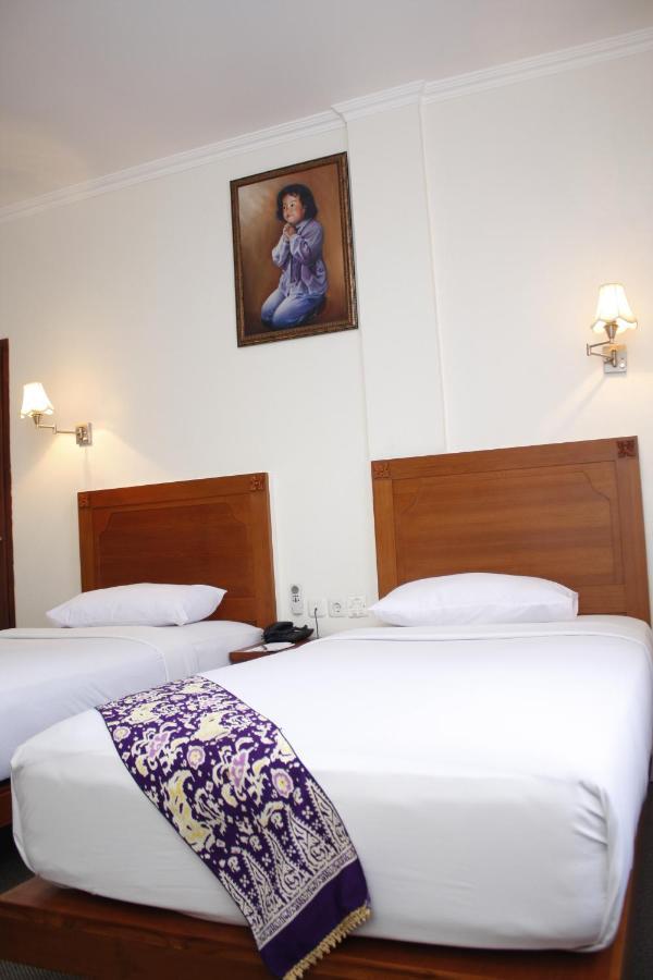 Hotel Bumi Asih Padangsidimpuan Batubelubang エクステリア 写真