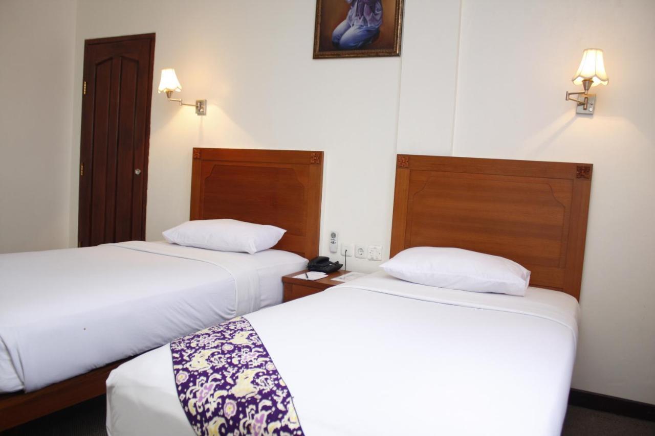 Hotel Bumi Asih Padangsidimpuan Batubelubang エクステリア 写真